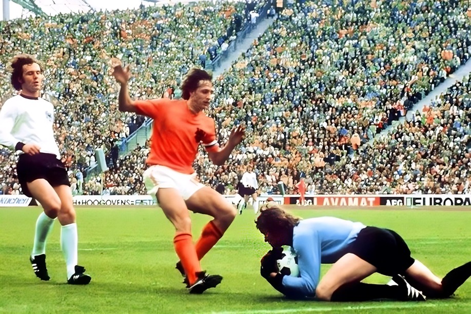 Johan Cruyff vs Argentina 1974 Ở Đâu